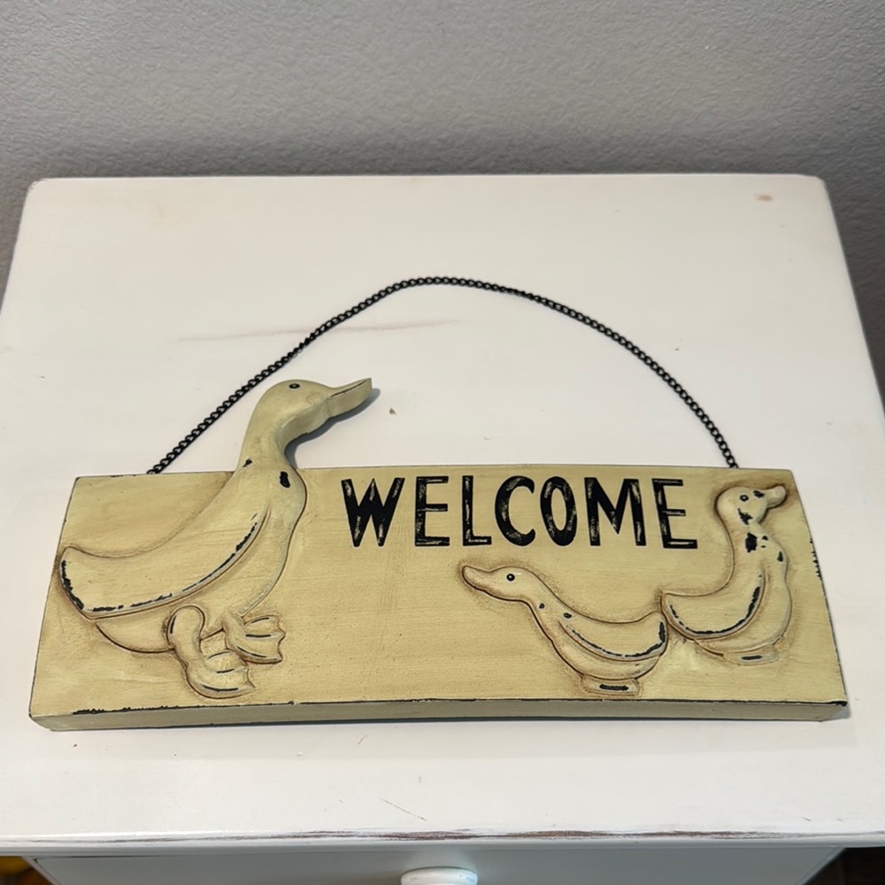 Adorable Yellow Duck Family "WELCOME" Wall Sign